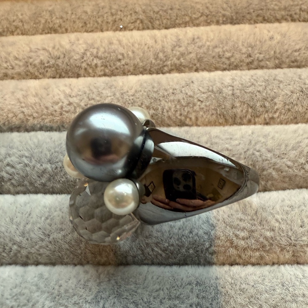 Kenneth Lane Grey crystal pearl bubble cluster Cocktail ring size 8/9 - Picture 5 of 14